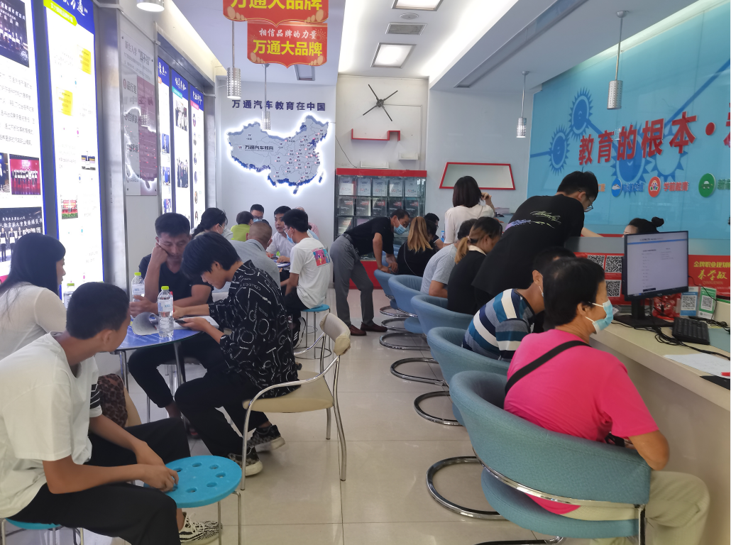 ������7��9��10�յ�һ���μ����ȡ�󵽻��M����