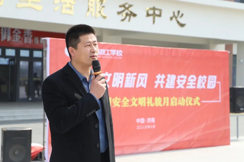 ���W(xu��)�Y���o��������ɽ�|�fͨ����(d��o)У�@��ȫ�����Yò�»����ʽ����