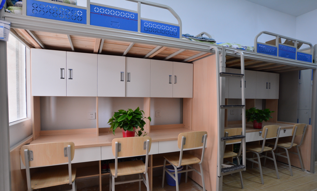 @2024�fͨ��ͬ�W(xu��)��2��15�սy(t��ng)һ���Ј�(b��o)����Ո������(zh��n)�r(sh��)��У�k����W(xu��)