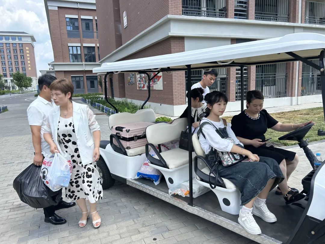 �����L�ؿ���ɽ�|�fͨ2024�겿�������ѽ�(j��ng)�����_�W(xu��)�������ڌW(xu��)У��ô���������SС��һ����������