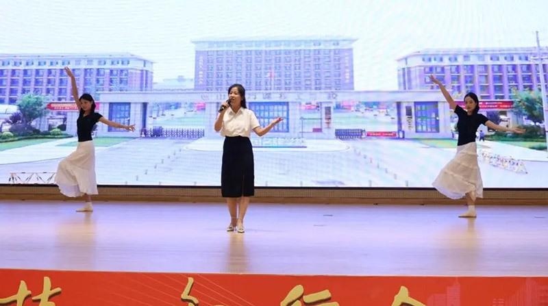 �W(xu��)���������̡���������L���� ɽ�|�fͨ 2025 ���＾�_�W(xu��)��Y�ߵ� 41 ���̎���(ji��)��ӈA�M��Ļ